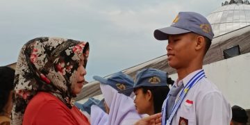 Kepsek SMA N 11 Medan Hj Widya Ningsih SPd, MSi: Disiplin Modal Besar Kami Menempah Anak Didik Menjadi Generasi Tangguh