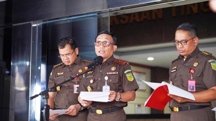 Terkait Perkara Dugaan Korupsi Rp 20M di Cab PT SI Makassar Kajati Sulawesi Selatan Perintahkan Penyidik Tahan Tersangka TY (Kacab PT SI)