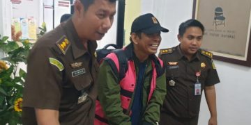 Mantan Rektor UINSU Prof Sarn, Diamankan Kejari Medan