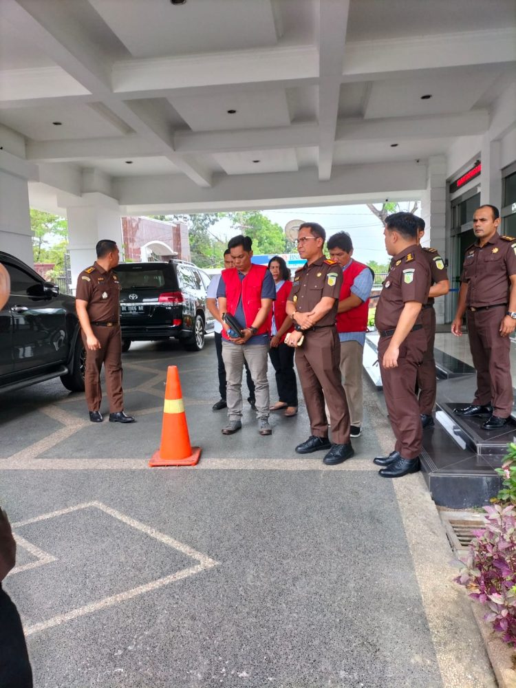 Kejari Padangsidimpuan Tahan 3 Tersangka Korupsi, Mantan Kadis di Sumut dan 2 Direktur CV