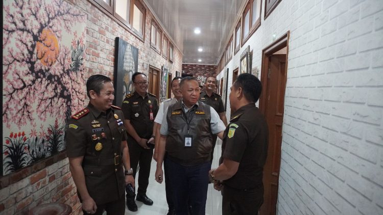 Kajati Bali Sidak Menyambut Hari Raya Galungan dan Libur Panjang