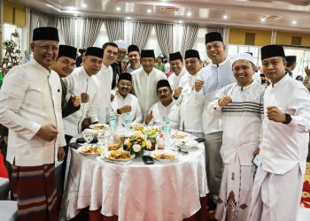 Pj Gubernur Sumut Open House, Bersilaturahmi dengan para Tamu di Rumah Dinas