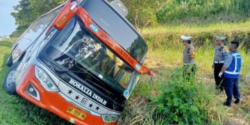 Kecelakaan Bus di Tol Semarang-Batang, 7 Meninggal