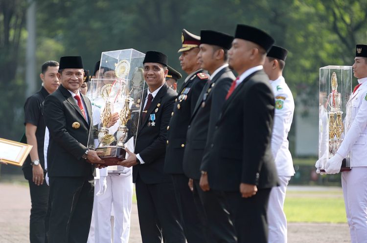 Medan Johor terpilih sebagai penerima Tunggul Kecamatan Terbaik 1 Tingkat Provinsi Sumut