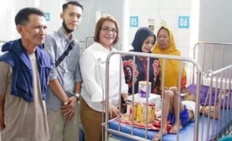 Bocah Penderita Tumor Thorax, Dijemput dan Dibawa Pemkab Labuhanbatu ke RSUD Rantauprapat