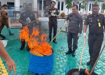 Kajari Kepulauan Aru Sumanggar Siagian SH MH : Hukum Harus Ditegakkan Tanpa Pandang Bulu