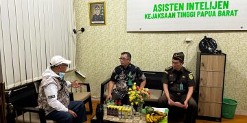 Kejati Papua Barat Amankan Terpidana Korupsi Status DPO di Bandara