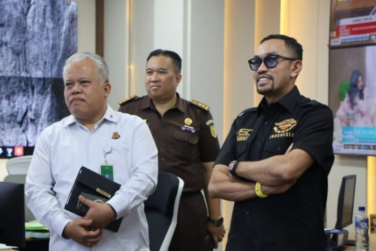 Komisi III DPR Kunjungi Kejagung, Proses Pengadaan Alat Intelijen Sudah Sesuai Prosedur  