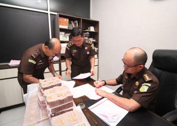 Penyidik Pidsus Kejati Sumut Tahan 2  Tersangka Korupsi Terkait Smart Airport Bandara Kualanamu