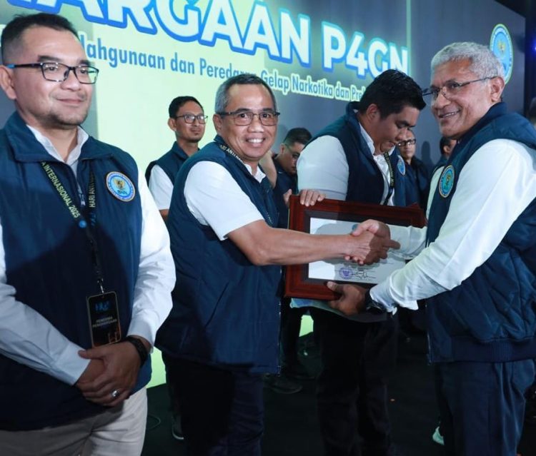 Aktif Dukung Program Nasional P4GN, Pelindo Regional 1 dapat Penghargaan dari BNN