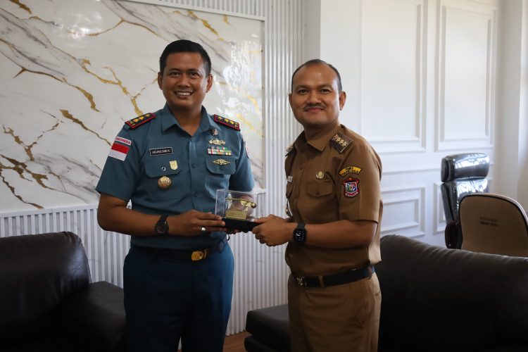 Wali Kota Tanjungbalai Mahyaruddin Salim Terima Kunjungan Danlanal TBA