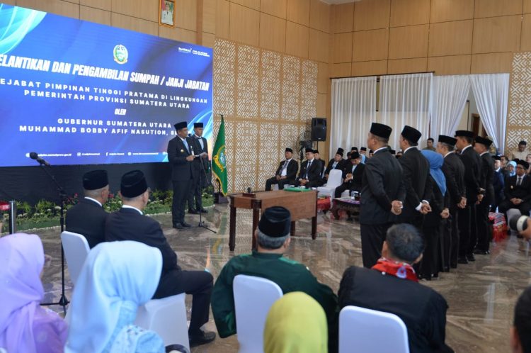 6 Pejabat Eselon II Dilantik Gubernur Sumut di Gedung Serbaguna VIP Bandara Kualanamu