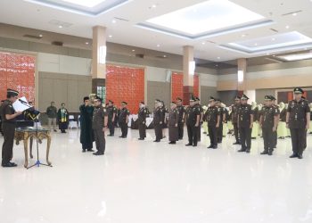 Kajati Riau Lantik 11 Pejabat, Diantaranya Nadda Lubis Kajari Bengkalis dan Dr Rabani Halawa Kajari Rohul
