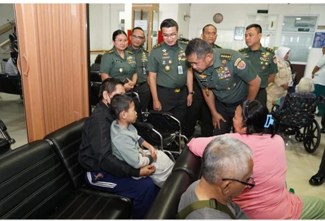 KSAD Jenderal TNI Maruli Simanjuntak Tinjau Fasilitas Kesehatan di RSPAD Gatot Soebroto 