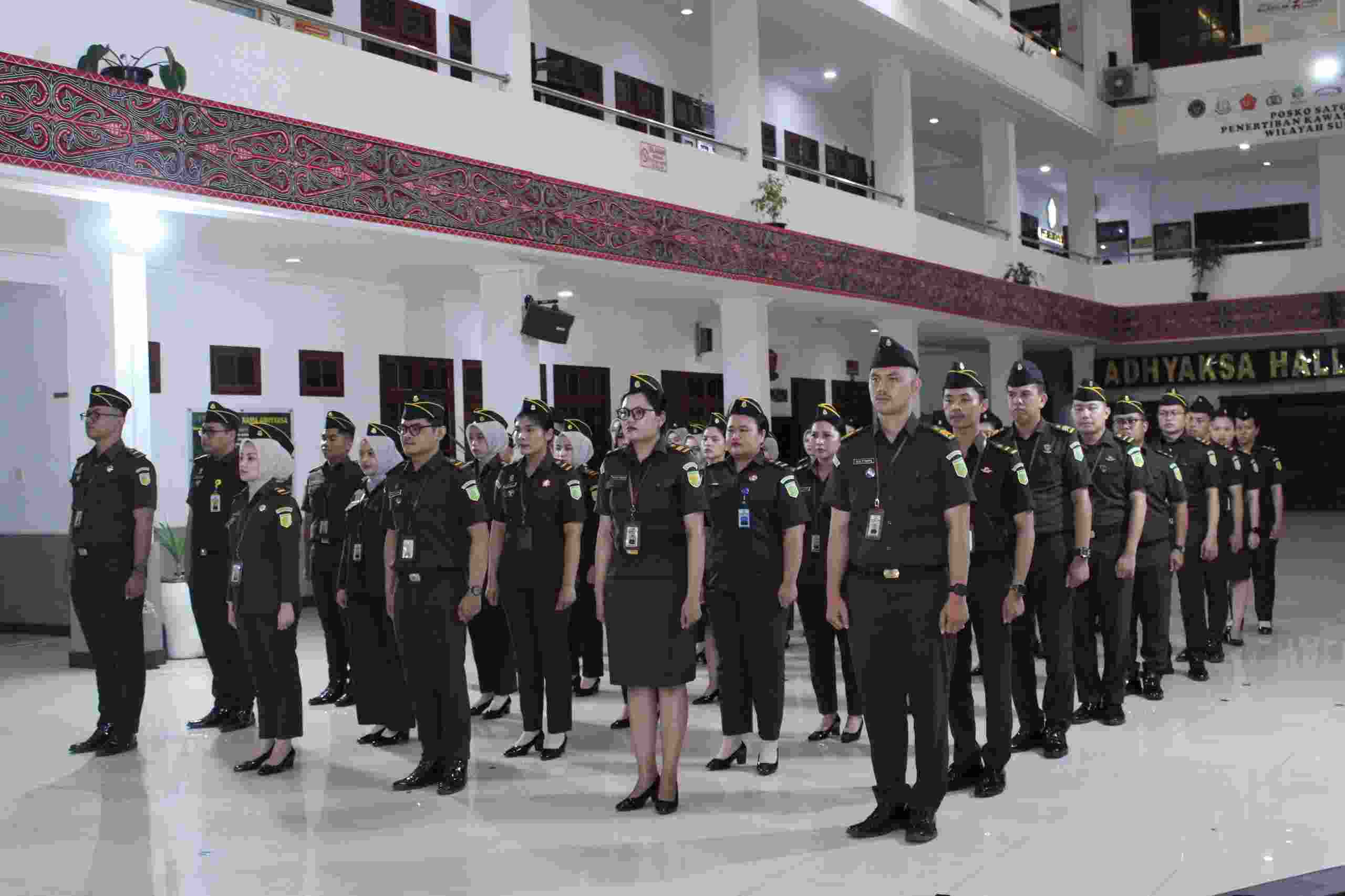 Lantik  39 PNS Baru, Kajati Sumut : Harus Miliki Ketaqwaan, Integritas dan Tri Krama Adhyaksa 