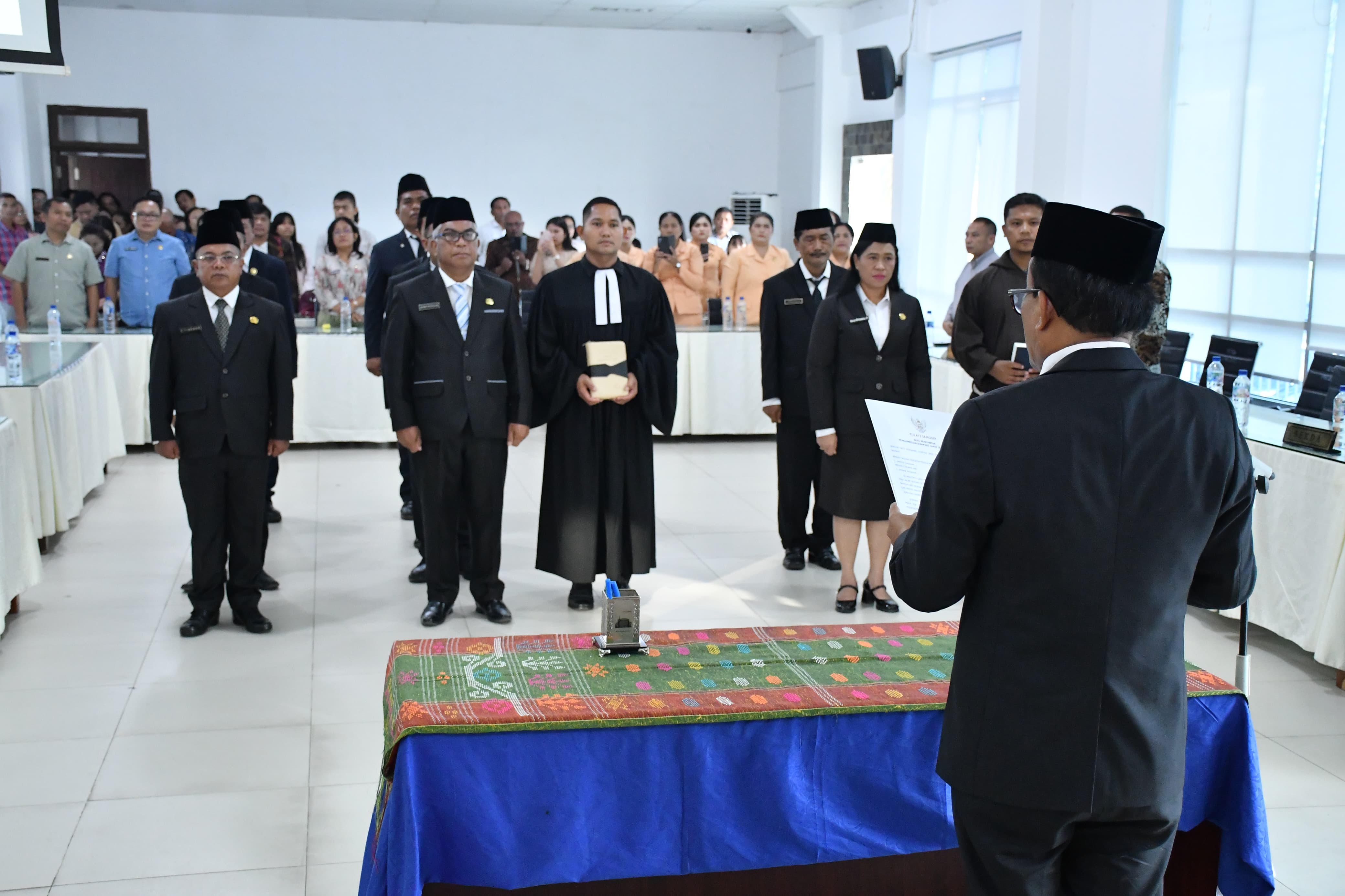 Lantik 9 Pejabat, Wakil Bupati Samosir : Tugas dan Tanggung jawab yang Diemban Sangat Besar 