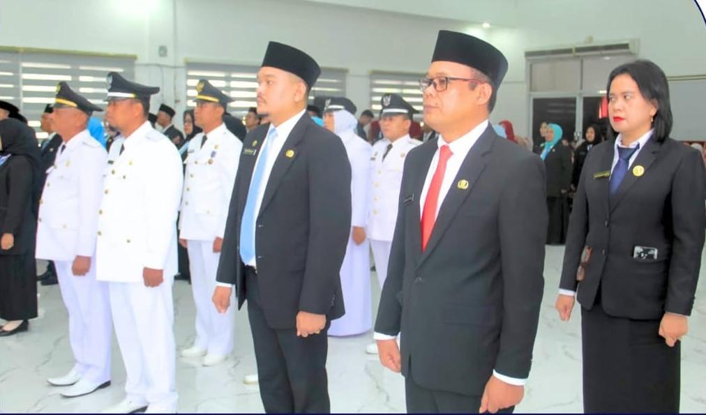 Bupati dr Hj Maya Hasmita, Lantik 52 Pejabat Pemkab Labuhanbatu, Sopar Sitorus Jadi Sekwan