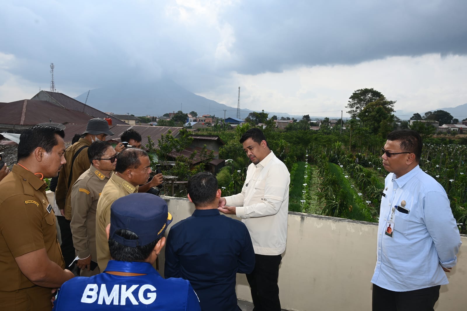 Erupsi Gunung Sinabung Naik Status Siaga, Gubernur Bobby Perintahkan Evakuasi Warga 