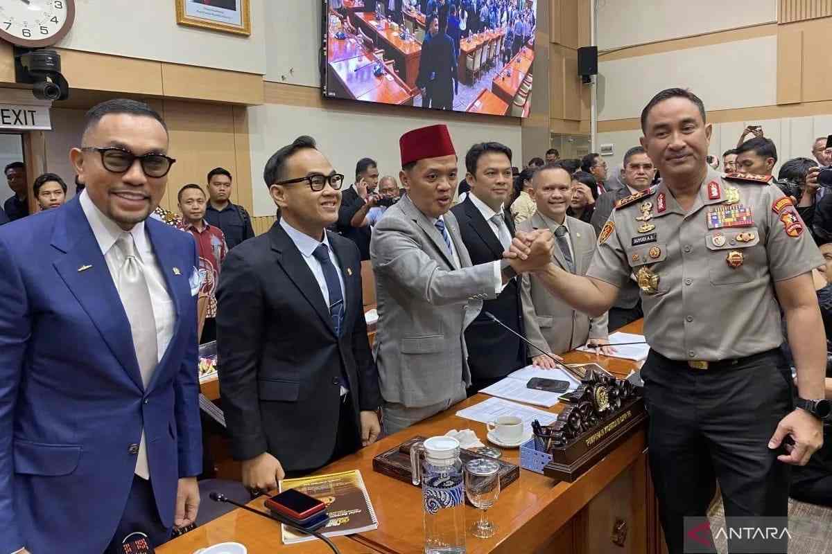 Komjen Pol Suyudi Ario Seto, Disetujui Komisi III DPR jadi Kapolri