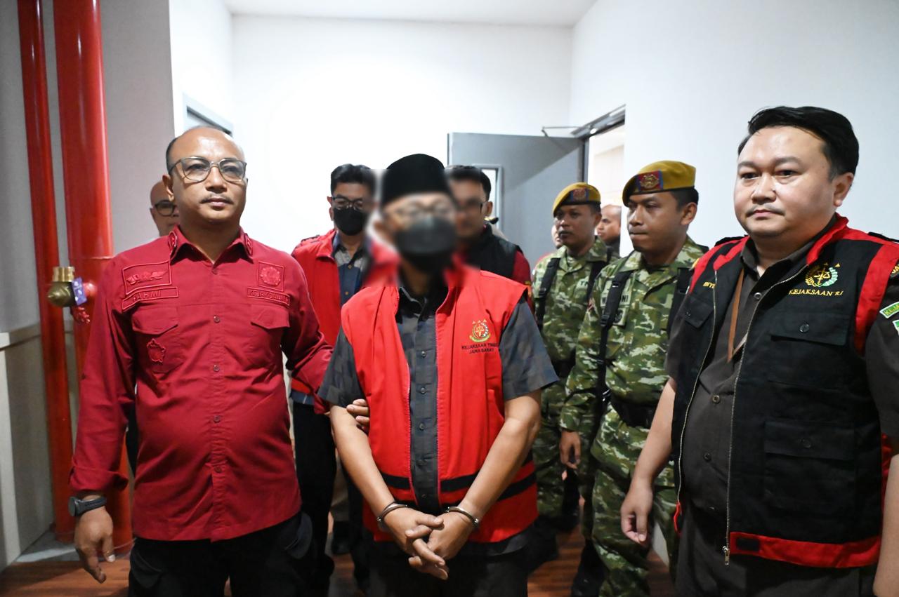 Penyidik Pidsus Kejati Jawa Barat Tahan Eks Ketua DPRD yang Kini Wakil Bupati Indramayu, dan Eks Plt Sekwan