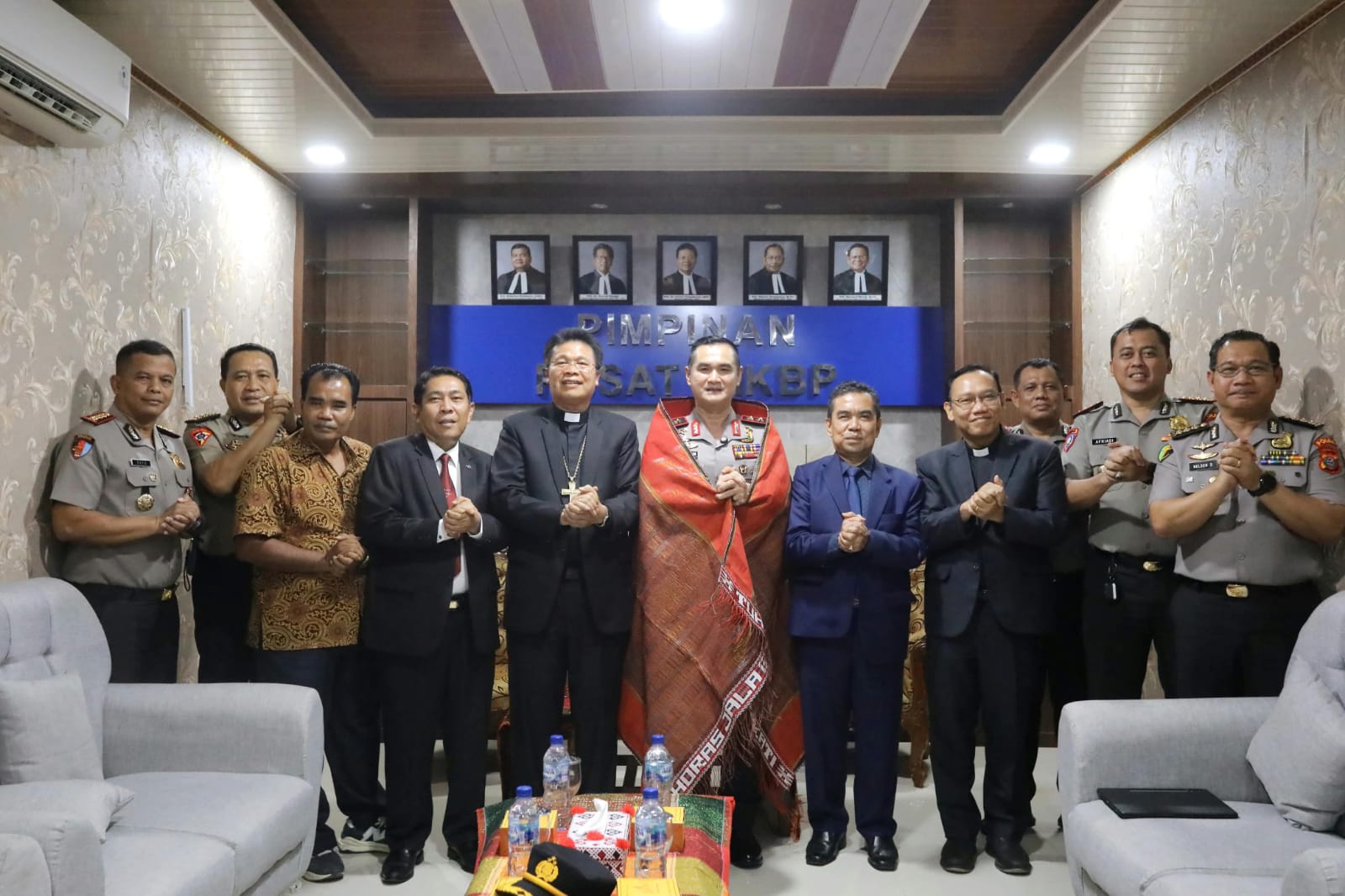 Kapolda Sumut Bertemu Ephorus HKBP dan Pimpinan Gereja Lainnya, Ajak Warga Tolak dan Perangi Narkoba