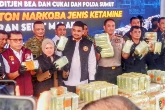Kapolri di Belawan : Polri Sita 1,16 Ton Ketamin, Cegah Potensi Kerugian Rp116 T, Selamatkan 5,8 Juta Jiwa