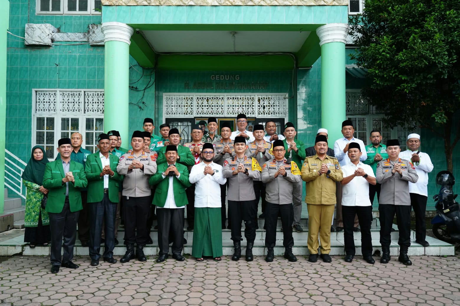 Program Kapolri, Polisi Bersama Masyarakat, Kapolda Sumut Kunjungi Kantor Al-Washliyah